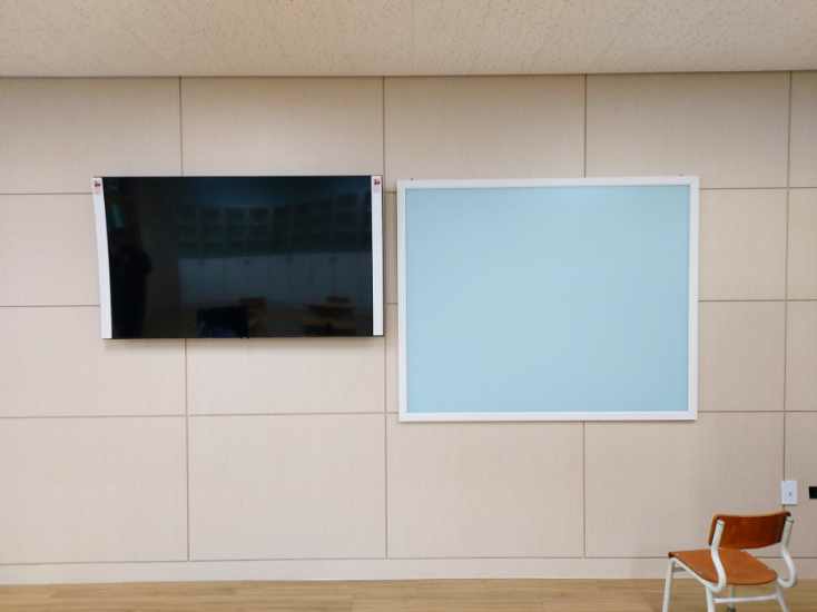 SC-29 화이트액자형프레임적용 스크린유리보드