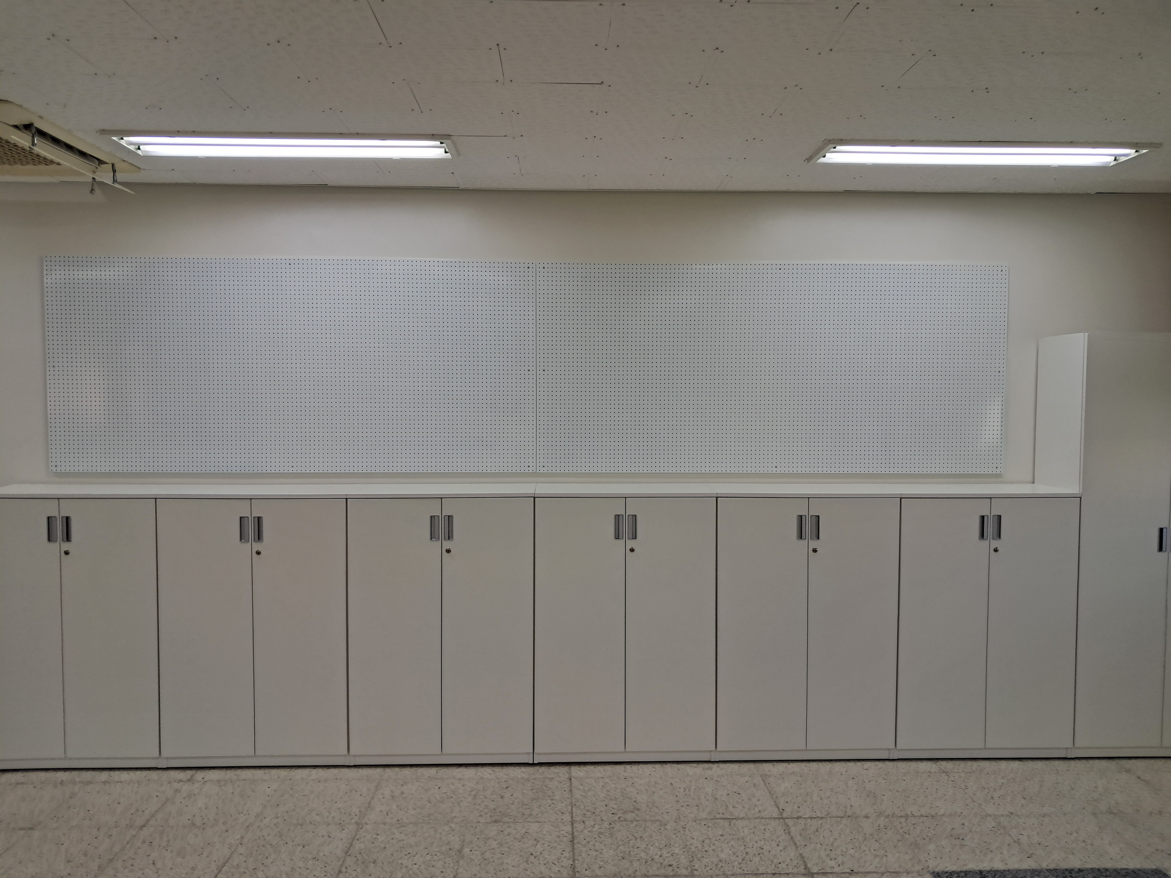 GB-239 타공게시판 색상:백색