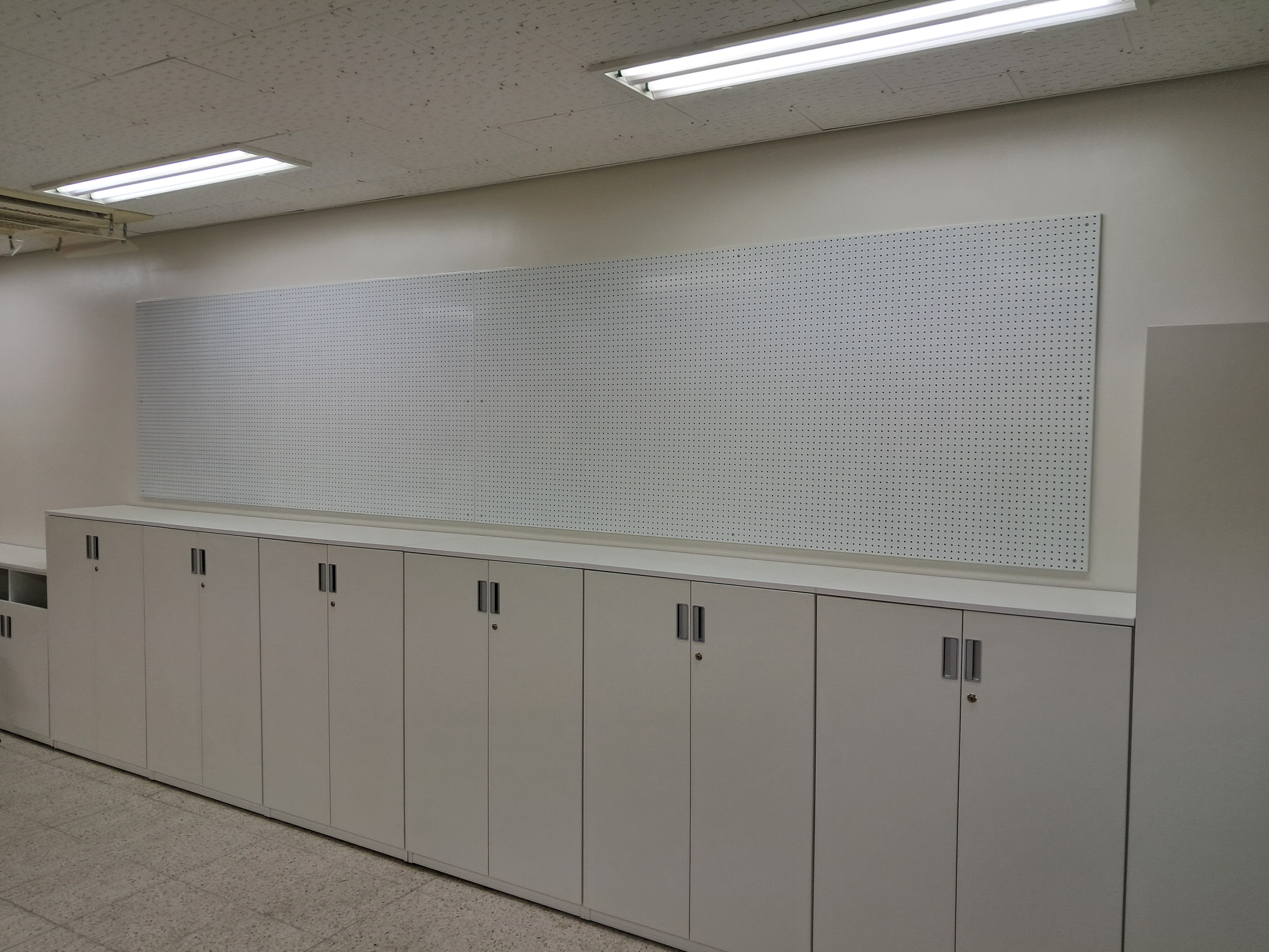 GB-239 타공게시판 색상:백색