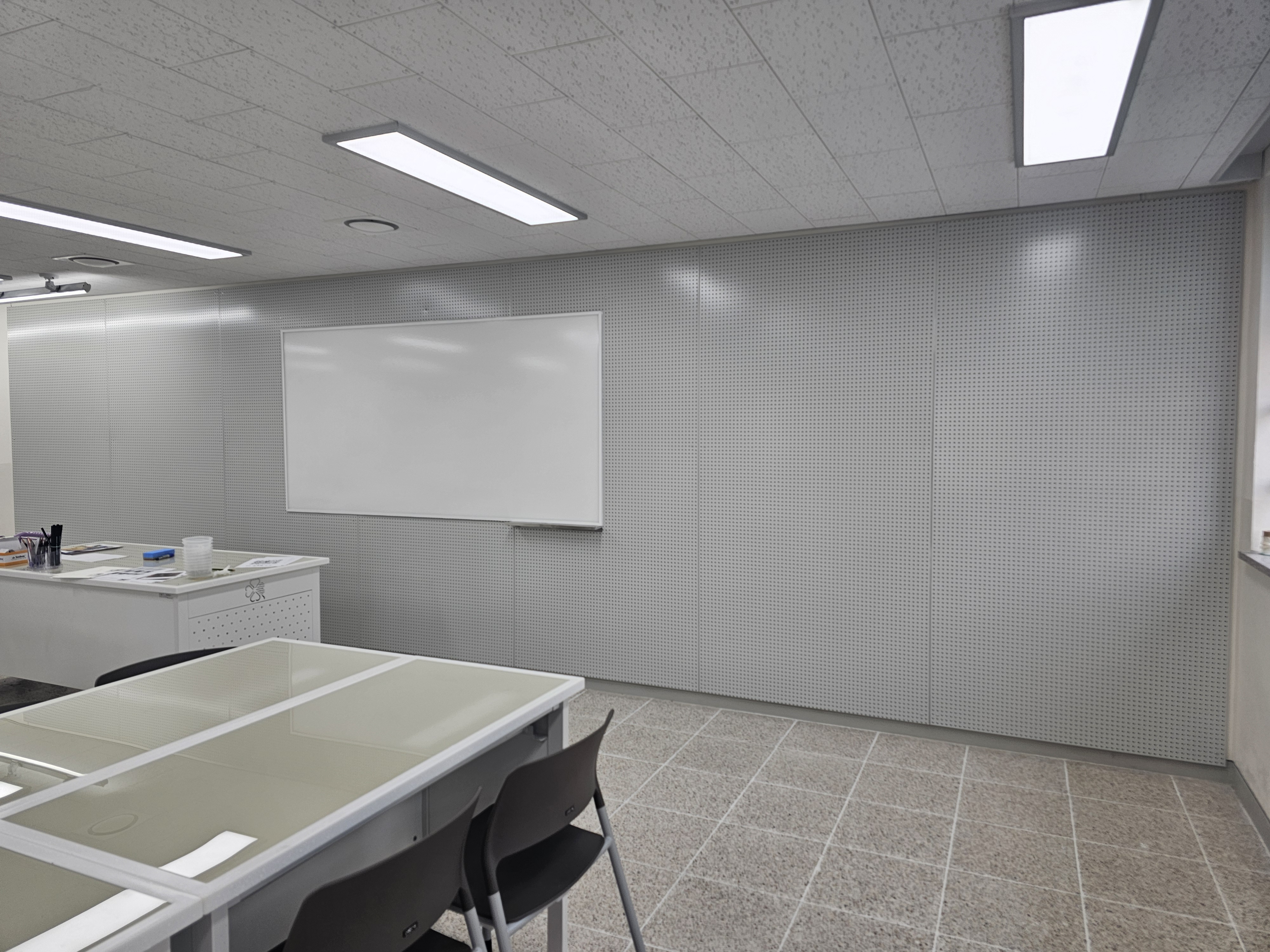 GB-249 타공게시판 색상: 연그레이