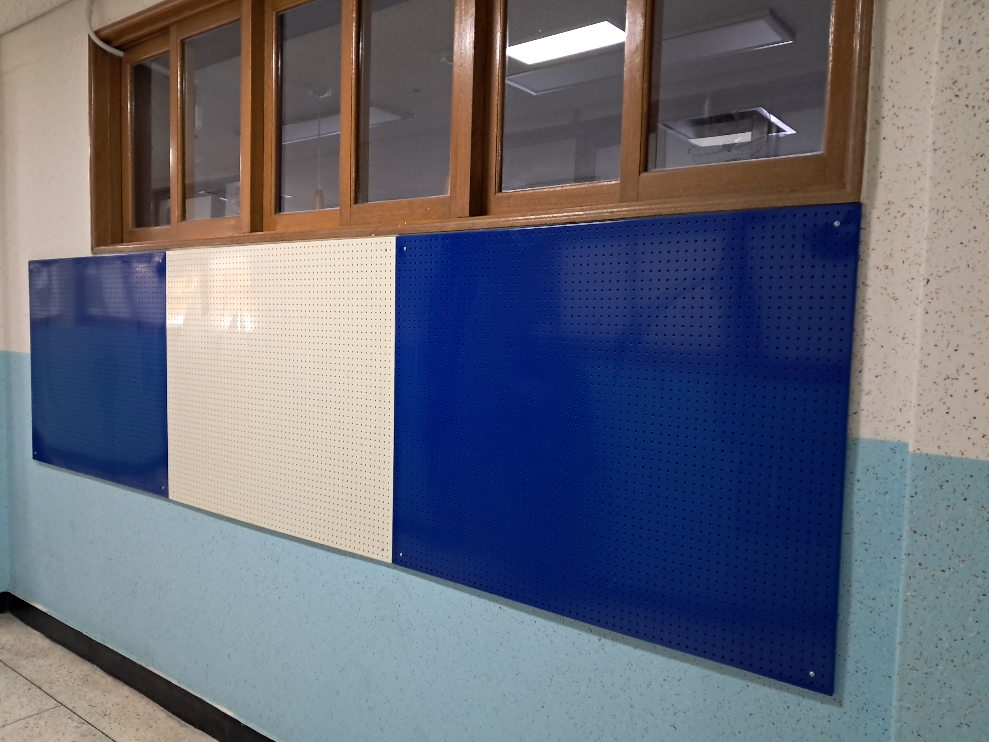 GB-269 타공게시판 색상: 아이보리, 군청색